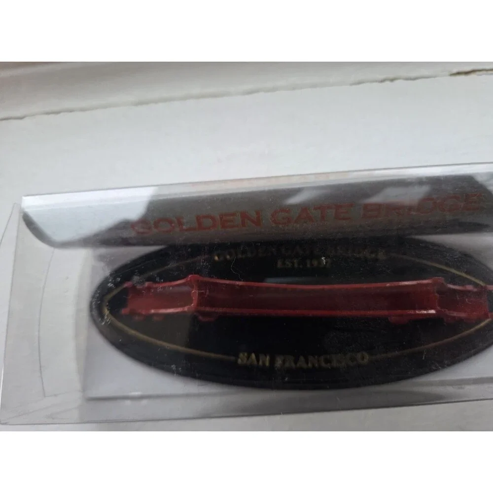 Golden gate‎ Bridge  Model New In Box